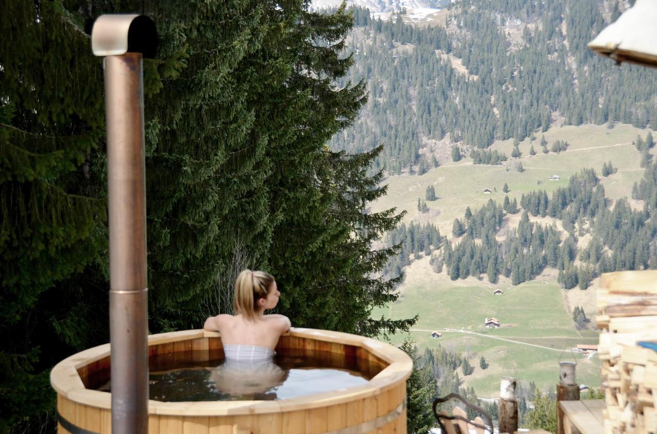 Rinderberg Swiss Alpine Lodge Zweisimmen Exterior photo